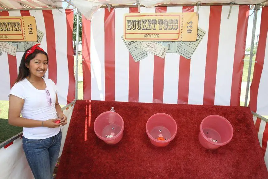 Bucket Toss Game